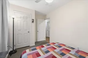 8 Village Ct, Flemington, NJ 08822 - Photo 22