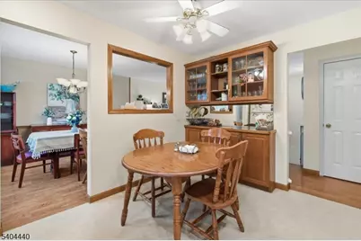 8 Village Ct, Flemington, NJ 08822 - Photo 8