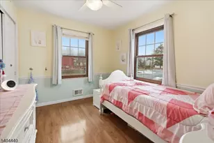 8 Village Ct, Flemington, NJ 08822 - Photo 20