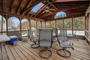 8 Village Ct, Flemington, NJ 08822 - Photo 24