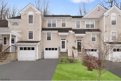 5 Rushmore Ln #5, Allamuchy Township, NJ 07840 - Photo 2