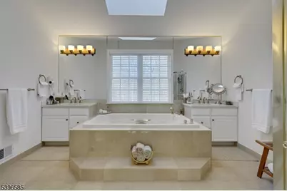 15 Skytop Dr, Denville, NJ 07834 - Photo 18