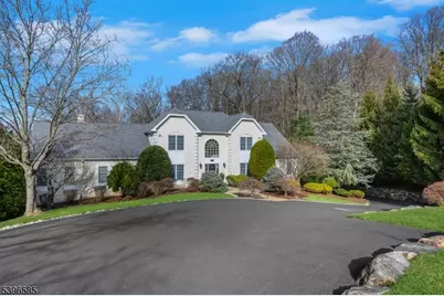 15 Skytop Dr, Denville, NJ 07834 - Photo 1