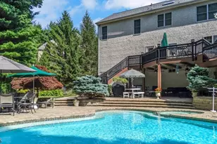 15 Skytop Dr, Denville, NJ 07834 - Photo 2