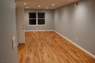 323 Bond St, Elizabeth, NJ 07206 - Photo 6