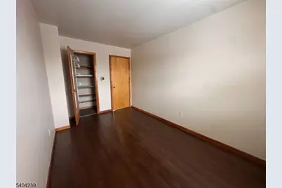 40 Scoles Ave #2, Clifton, NJ 07012 - Photo 6