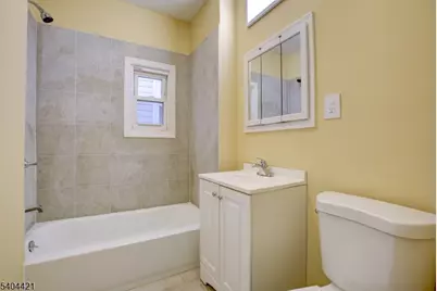 621 Grove St, Irvington, NJ 07111 - Photo 8