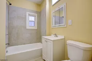 621 Grove St, Irvington, NJ 07111 - Photo 8