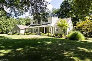 11 Wickham Way, Chatham Township, NJ 07928 - Photo 2