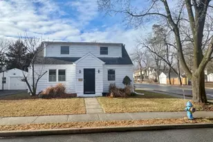 11 Van Dam Ave, Bloomingdale, NJ 07403 - Photo 1