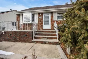 150 Worth St, Woodbridge Township, NJ 08830 - Photo 2