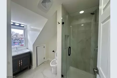 13 Vermont Ave #2, Newark, NJ 07106 - Photo 20