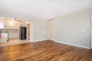 191 N Beverwyck Rd, Parsippany, NJ 07034 - Photo 6