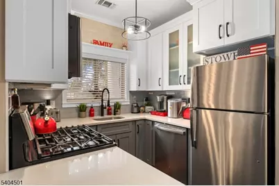 703 Brittany Dr, Wayne, NJ 07470 - Photo 6