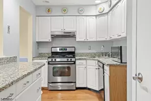 6 Canterberry Cir, Raritan Township, NJ 08822 - Photo 8