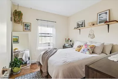 668 Jefferson Ave, Elizabeth, NJ 07201 - Photo 16