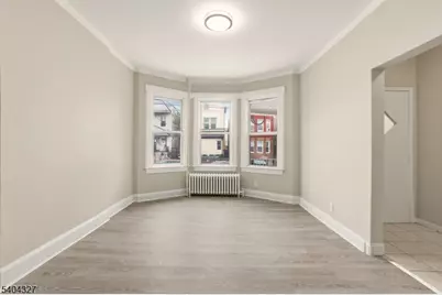 221 Wilkinson Ave, Jersey City, NJ 07305 - Photo 20