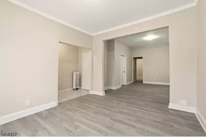 221 Wilkinson Ave, Jersey City, NJ 07305 - Photo 12