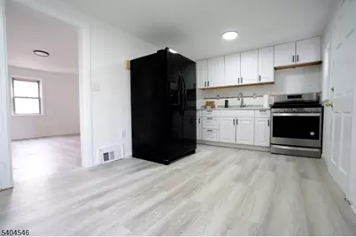 1570-72 Clinton Pl, Hillside, NJ 07205 - Photo 4