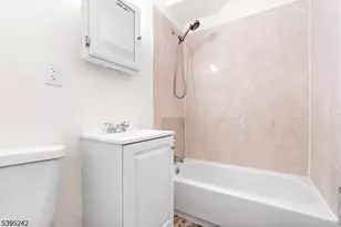 366 Badger Ave, Newark, NJ 07112 - Photo 18