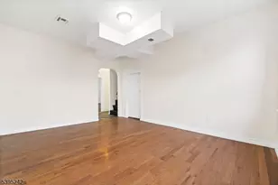 366 Badger Ave, Newark, NJ 07112 - Photo 10