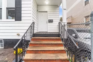 366 Badger Ave, Newark, NJ 07112 - Photo 4