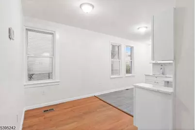 366 Badger Ave, Newark, NJ 07112 - Photo 30