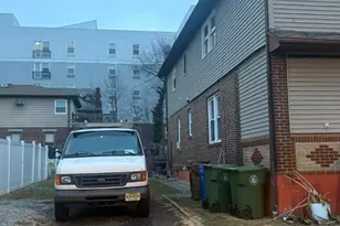 109 Penn Pl, Linden, NJ 07036 - Photo 2