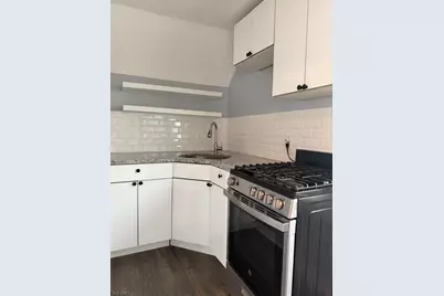 369 S Burnett St #3, East Orange, NJ 07018 - Photo 2