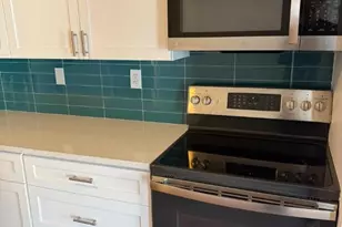 1055 River Rd, Edgewater, NJ 07020 - Photo 6