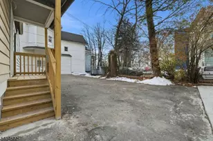 75 Washington St, East Orange, NJ 07017 - Photo 28