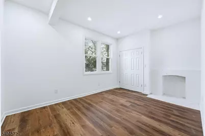 75 Washington St, East Orange, NJ 07017 - Photo 22