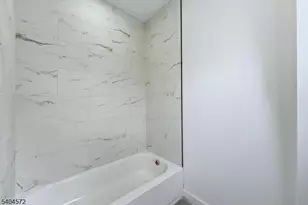 75 Washington St, East Orange, NJ 07017 - Photo 12