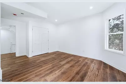 75 Washington St, East Orange, NJ 07017 - Photo 6