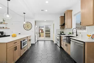 721 Summit St, Linden, NJ 07036 - Photo 6