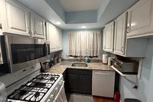 67 Victory Ct, Victory Gardens, NJ 07801 - Photo 4