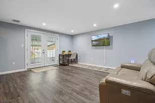 2389 Steuben St, Union Township, NJ 07083 - Photo 22