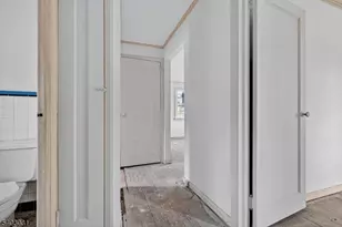 400 Douglas Rd, Roselle, NJ 07203 - Photo 12