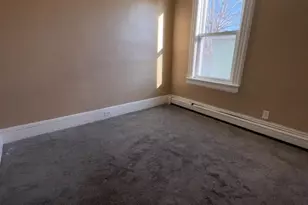 16 Lincoln Pl, Clifton, NJ 07011 - Photo 4