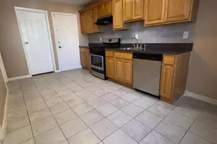 16 Lincoln Pl, Clifton, NJ 07011 - Photo 6