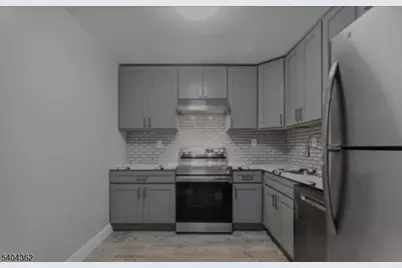 188 Park St, East Orange, NJ 07017 - Photo 2