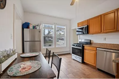 593 Broad St, Carlstadt, NJ 07072 - Photo 8