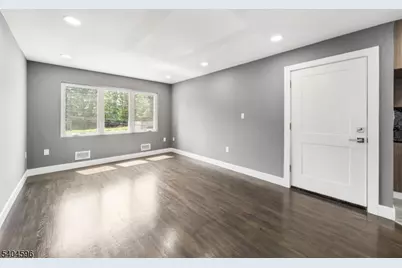 1117 Chestnut St, Elizabeth, NJ 07201 - Photo 16