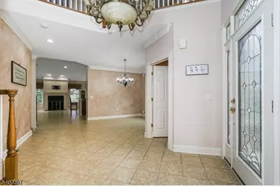 35 Hancock Pl, Franklin Township, NJ 08873 - Photo 12