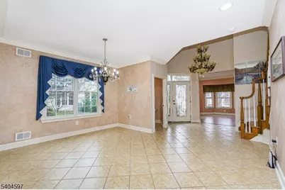 35 Hancock Pl, Franklin Township, NJ 08873 - Photo 14