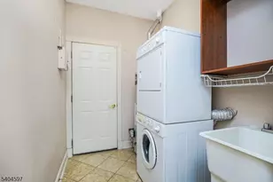 35 Hancock Pl, Franklin Township, NJ 08873 - Photo 34