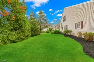 35 Hancock Pl, Franklin Township, NJ 08873 - Photo 40