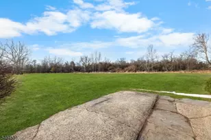 110 Mine St, Raritan Township, NJ 08822 - Photo 20