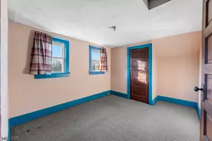 110 Mine St, Raritan Township, NJ 08822 - Photo 16