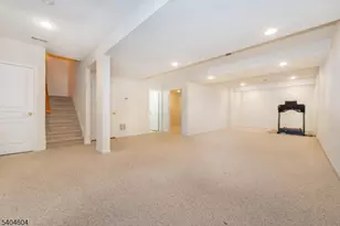 136 Hickory Hill Blvd, Totowa, NJ 07512 - Photo 30